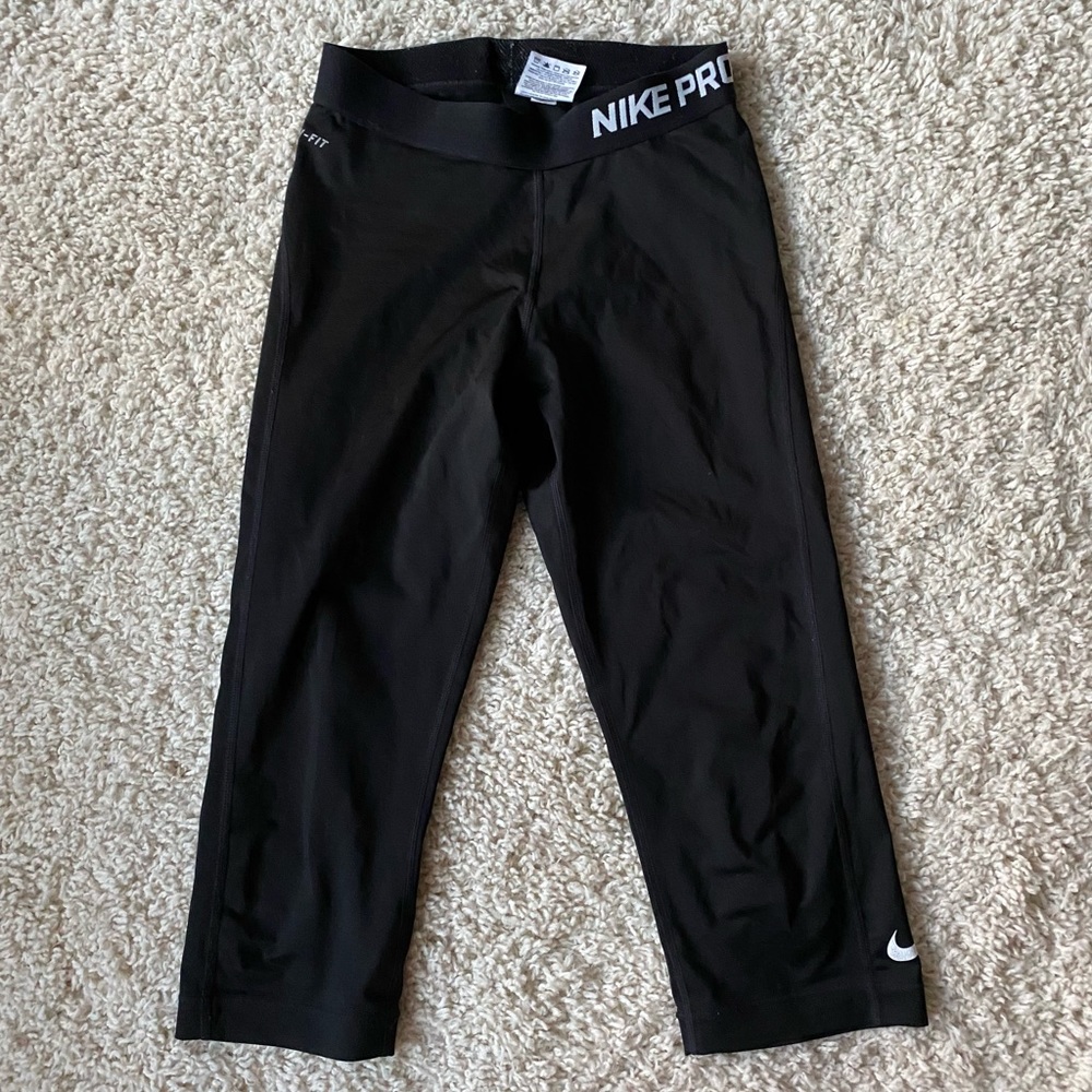 Nike Pro Crop Leggings